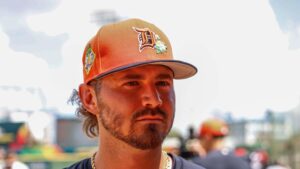 zach-mckinstry-aqui-15-mil-fanaticos-se-oyen-como-35-mil-79471319-focus-0-0-896-504