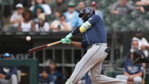 mlb-junior-caminero-brilla-con-el-madero-en-el-triunfo-de-los-rays-0a0a16aa-focus-0.17-0.64-896-504